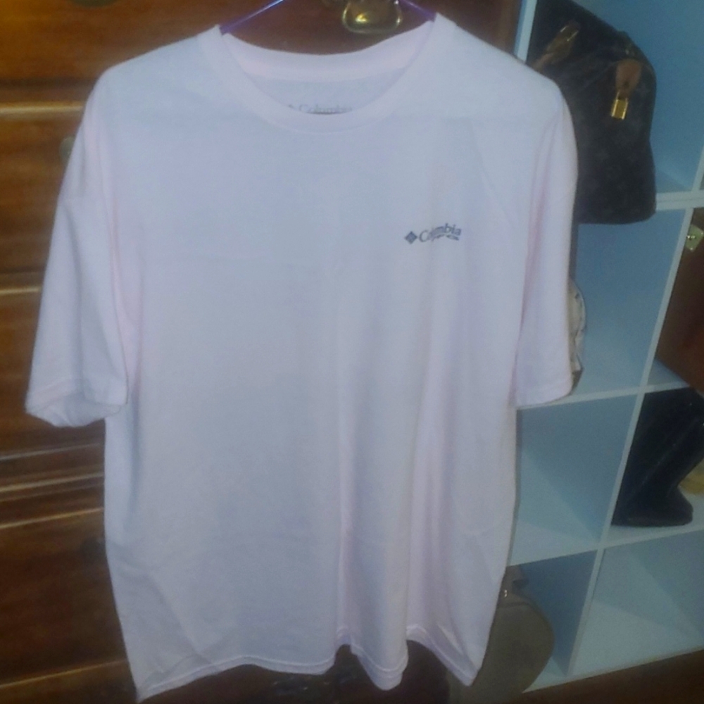 Columbia tee shirt